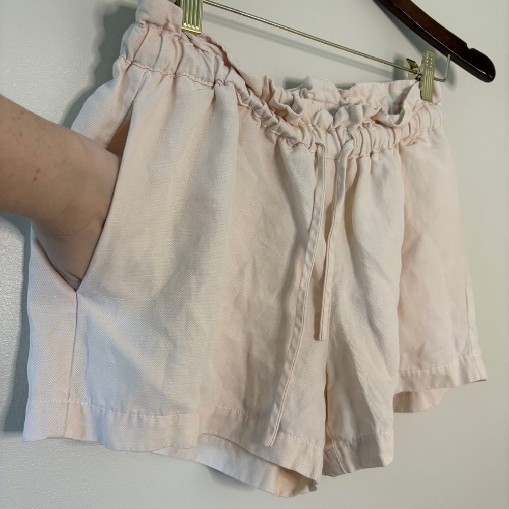 HATCH Maternity Cream Classy Casual Shorts Tencel Linen Women's 2 great preworn - Picture 4 of 11